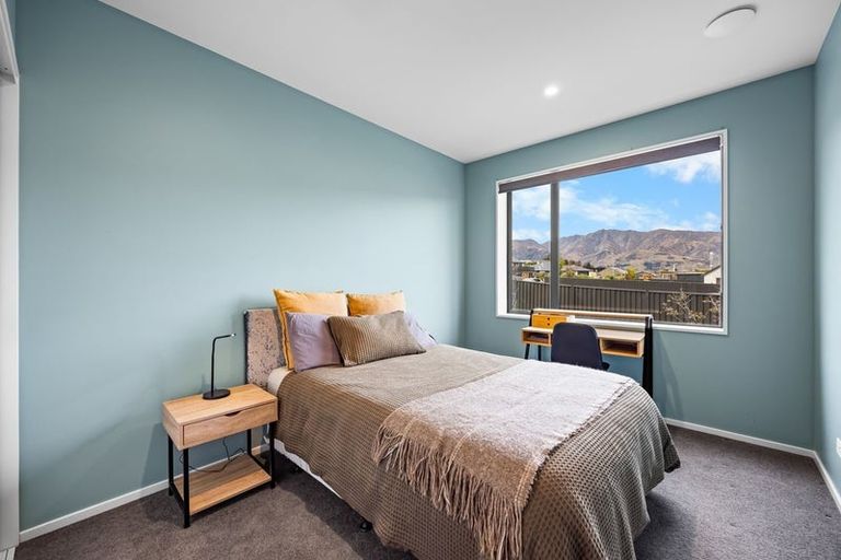 Photo of property in 14 Tomtit Crescent, Lake Hawea, 9382