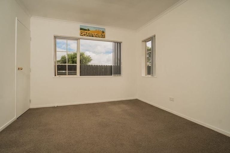 Photo of property in 12 Parkstone Place, Favona, Auckland, 2024