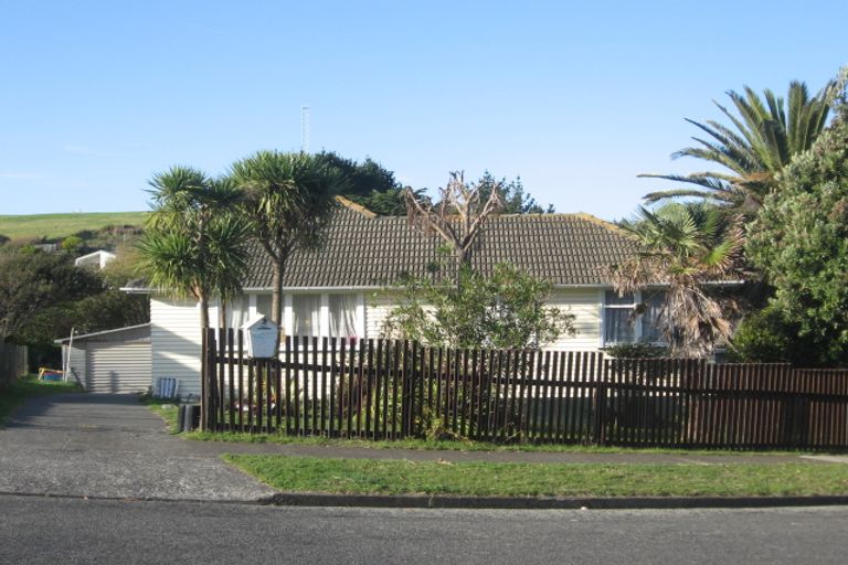 Photo of property in 6 Paenui Street, Titahi Bay, Porirua, 5022
