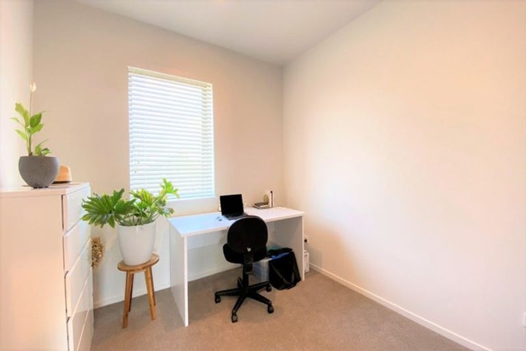 Photo of property in 208/165 Lake Road, Northcote, Auckland, 0627