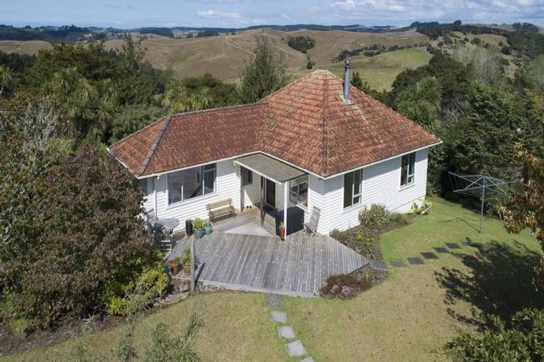 Photo of property in 130 Shanks Road, Helensville, 0875