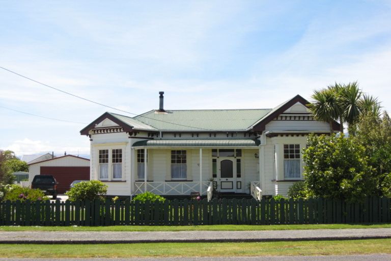 Photo of property in 93 Queen Street, Westport, 7825