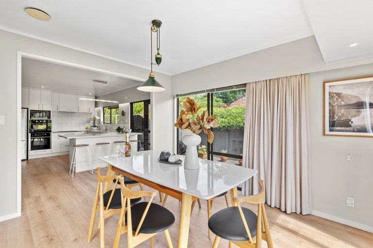 Photo of property in 8 Terrylyn Drive, Hillcrest, Auckland, 0627