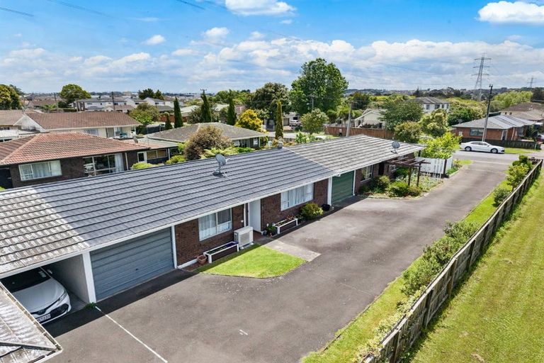 Photo of property in 2/23 Berwyn Avenue, Takanini, 2112
