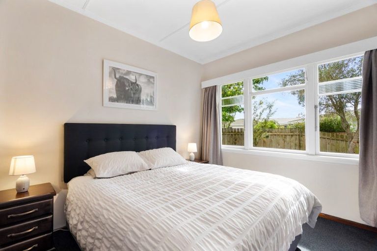 Photo of property in 311a Collinge Road, Mayfair, Hastings, 4122