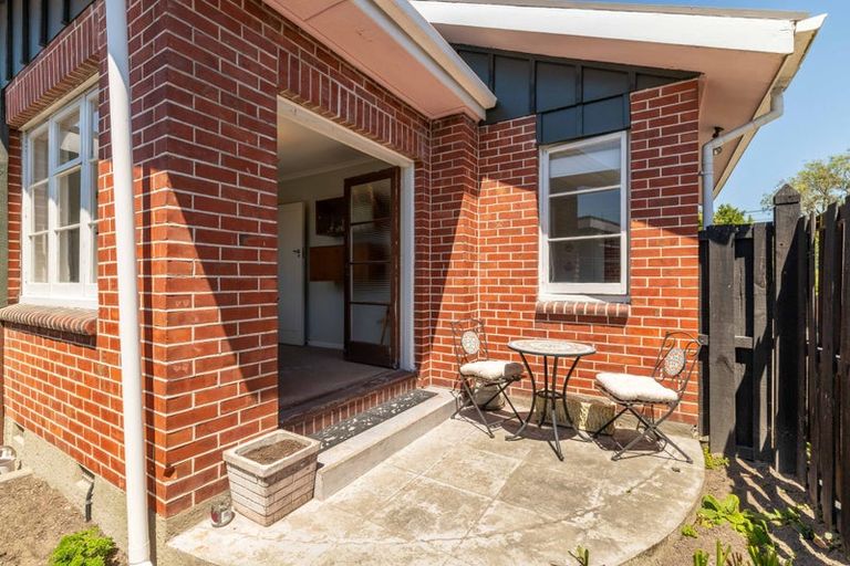 Photo of property in 1/11 Clouston Street, Saint Martins, Christchurch, 8022
