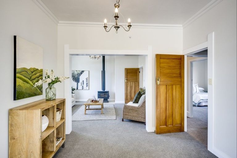 Photo of property in 3 Moeller Street, Taradale, Napier, 4112