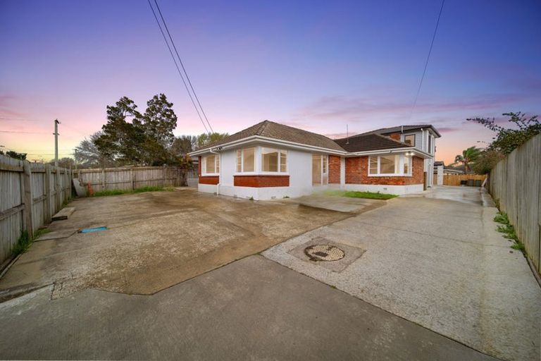 Photo of property in 51 Hallberry Road, Mangere East, Auckland, 2024