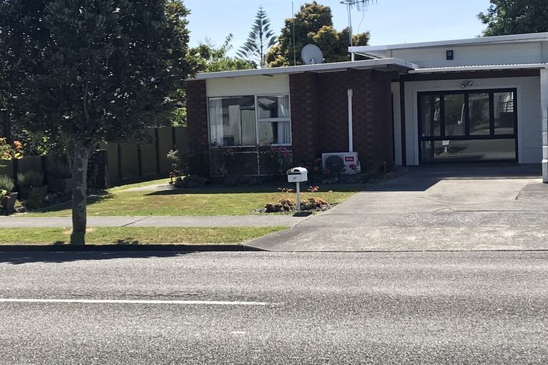 Photo of property in 37 Mcgregor Street, Milson, Palmerston North, 4414