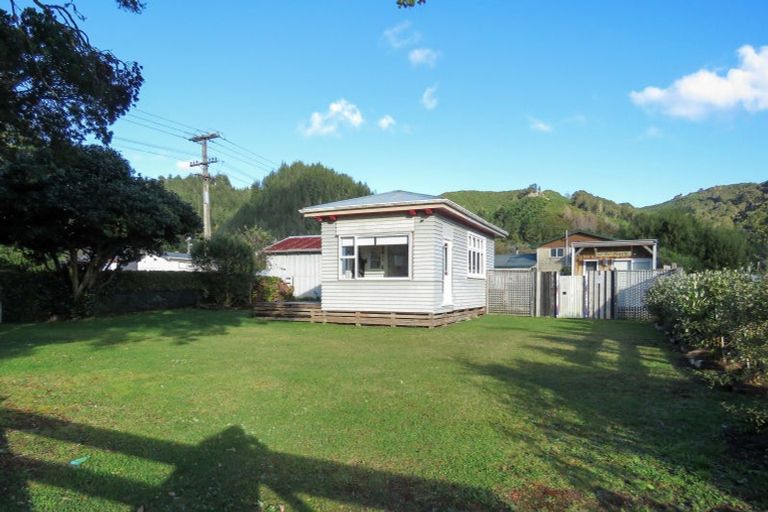 Photo of property in 1 Church Street, Reefton, 7830