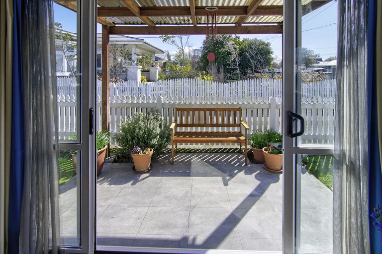 Photo of property in 2 Miller Place, Masterton, 5810