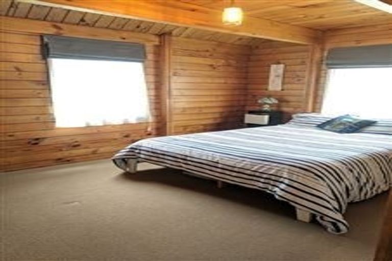 Photo of property in 7 Fernbird Place, Massey, Auckland, 0614