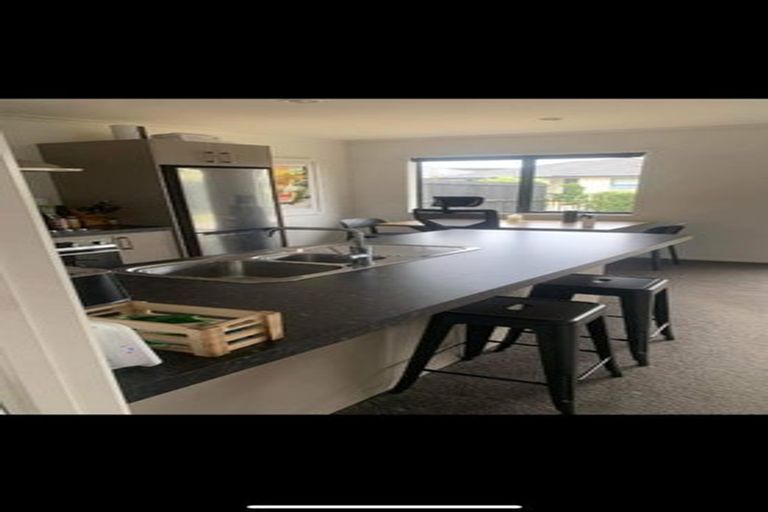 Photo of property in 33 Limbrick Crescent, Wigram, Christchurch, 8042