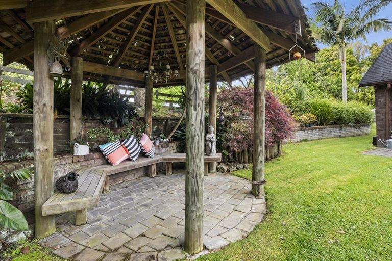 Photo of property in 11 Gracechurch Drive, Flat Bush, Auckland, 2016