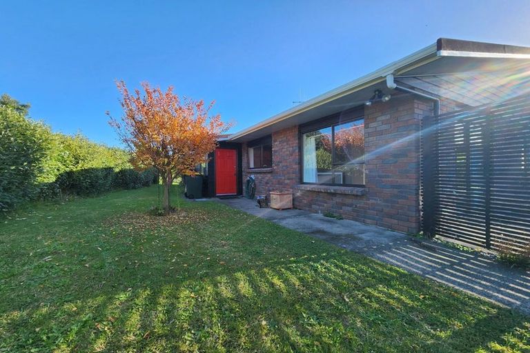 Photo of property in 118b Wairau Road, Oakura, 4314