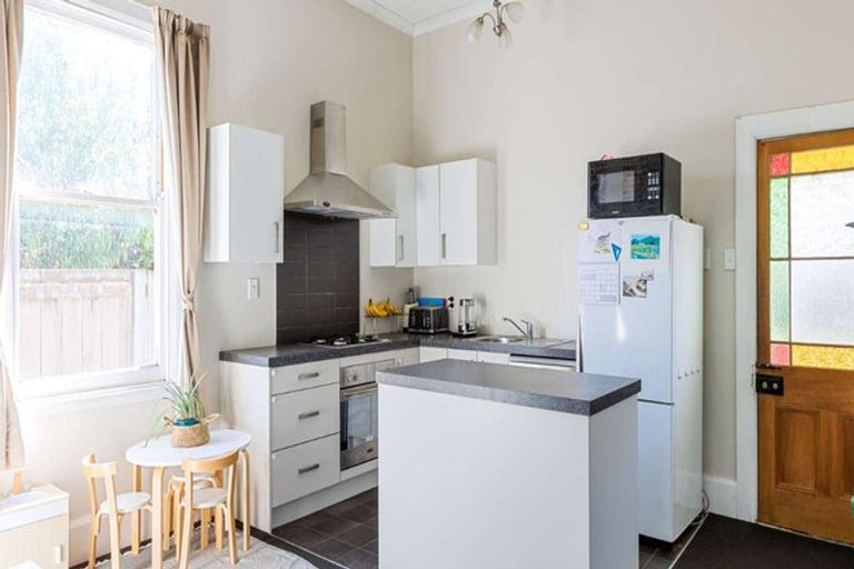 Photo of property in 47a Limbrick Street, Terrace End, Palmerston North, 4410