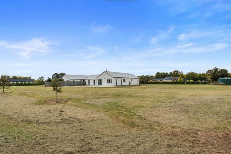 Photo of property in 9 Copper Beach Road, Woodend, 7691