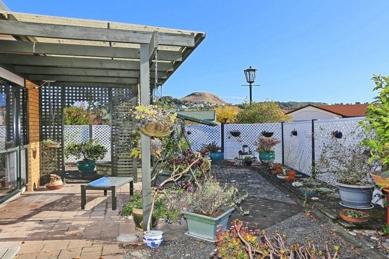 Photo of property in 11 Beaufort Place, Taradale, Napier, 4112