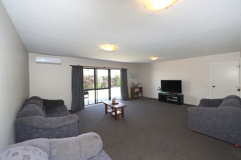 Photo of property in 2/903 Ellison Road, Parkvale, Hastings, 4122