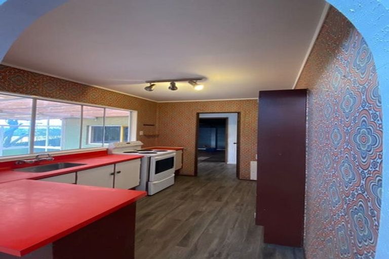 Photo of property in 83 Simpson Road, Ranui, Auckland, 0612