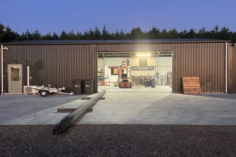 Photo of property in 54 Bayley Road, Fernside, Rangiora, 7471