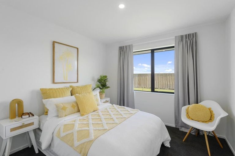 Photo of property in 57 Northmoor Boulevard, Rolleston, 7615