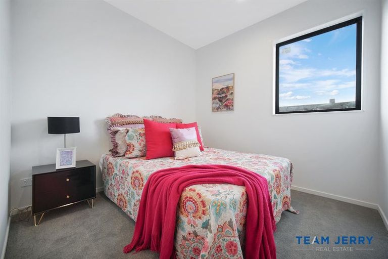 Photo of property in 45 Horokaka Street, Massey, Auckland, 0614