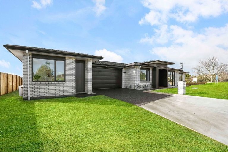 Photo of property in 2 Maggie Place, Chartwell, Hamilton, 3210