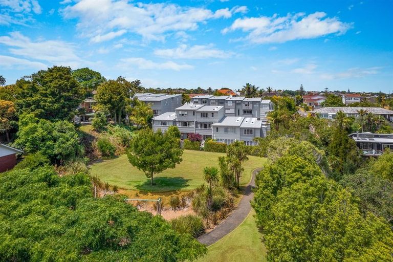 Photo of property in Habitat Apartments, 12/31 Byron Avenue, Takapuna, Auckland, 0622
