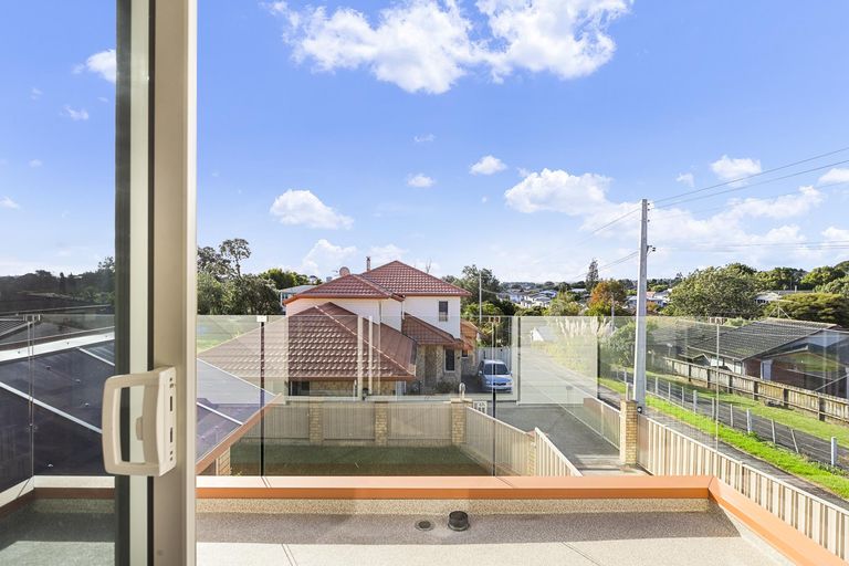 Photo of property in 8a Daytona Road, Henderson, Auckland, 0610