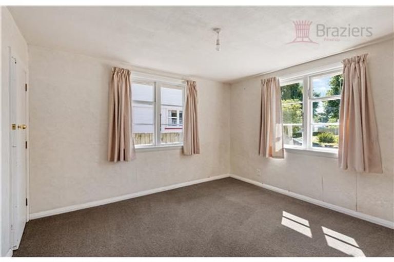 Photo of property in 34 Roche Avenue, Upper Riccarton, Christchurch, 8041