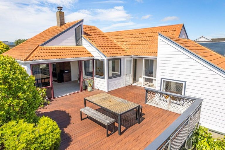 Photo of property in 21 The Quarterdeck, Whitby, Porirua, 5024