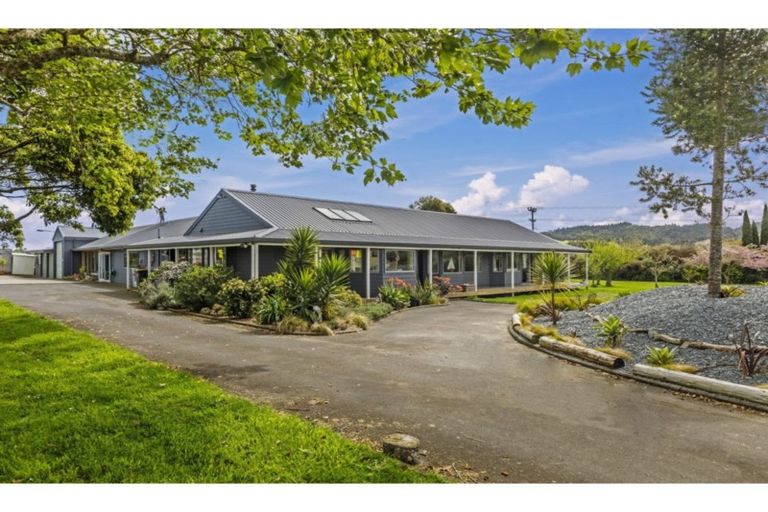 Photo of property in 515 Whitehills Road, Waitoki, Silverdale, 0994