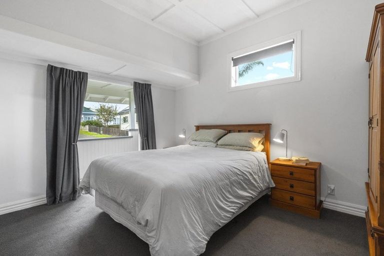 Photo of property in 49c Martyn Street, Waiuku, 2123