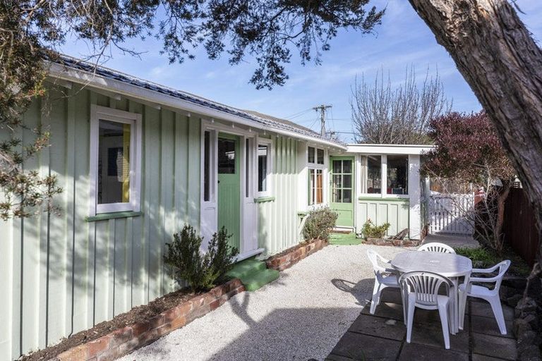 Photo of property in 35 Colenso Street, Sumner, Christchurch, 8081