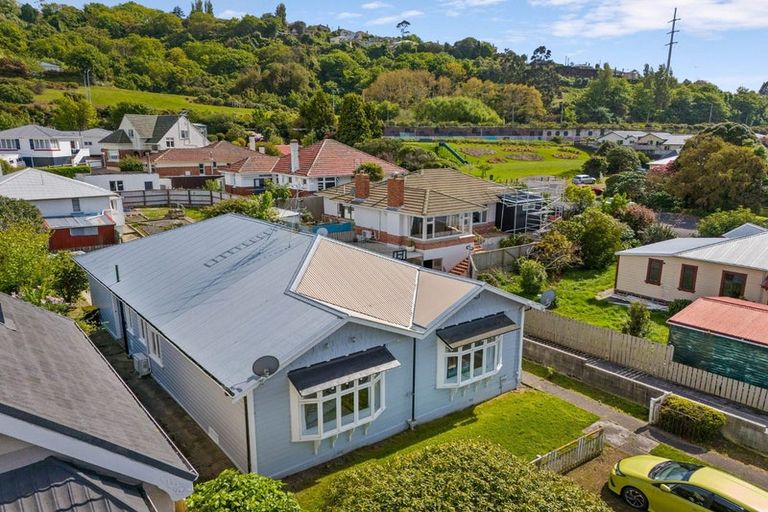 Photo of property in 240 South Road, Caversham, Dunedin, 9012