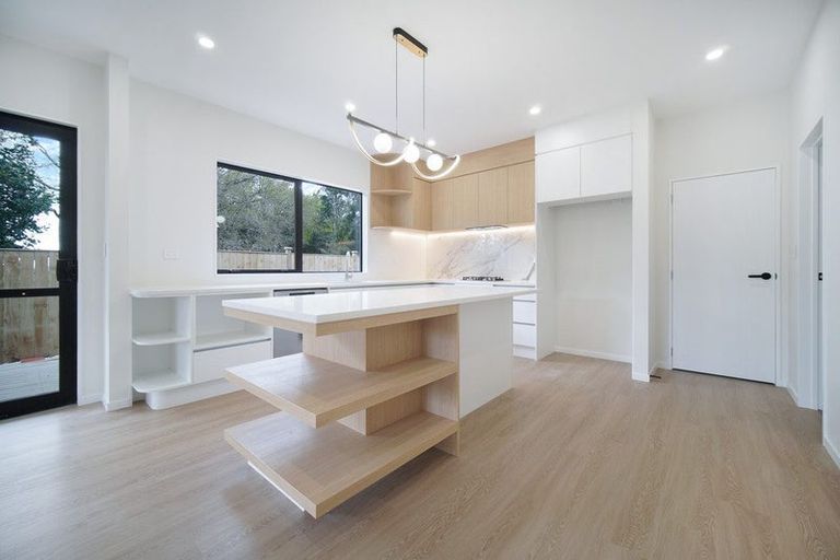 Photo of property in 37 Burberry Road, Karaka, Drury, 2578