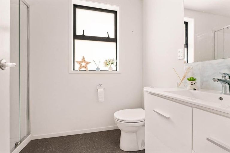 Photo of property in 17 Owens Place, Mount Maunganui, 3116