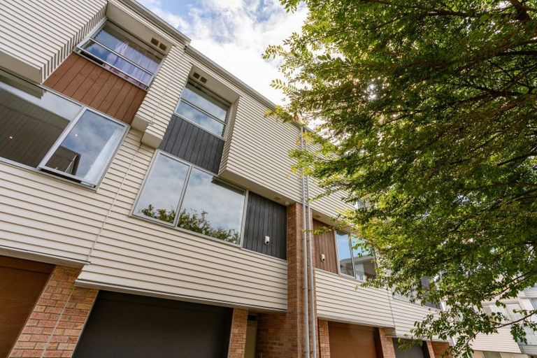 Photo of property in Altar Apartments, 68/120u Rintoul Street, Newtown, Wellington, 6021