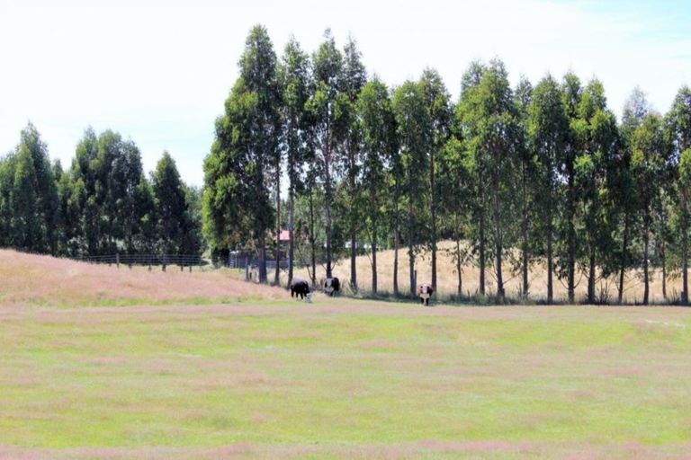 Photo of property in 1085a Hillside-manapouri Road, Manapouri, Te Anau, 9679