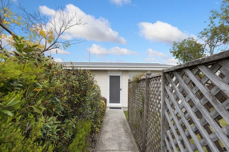 Photo of property in 1/142 Geraldine Street, Edgeware, Christchurch, 8013