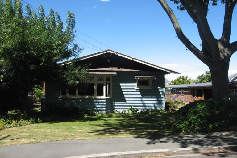 Photo of property in 7 Massey Crescent, St Albans, Christchurch, 8014