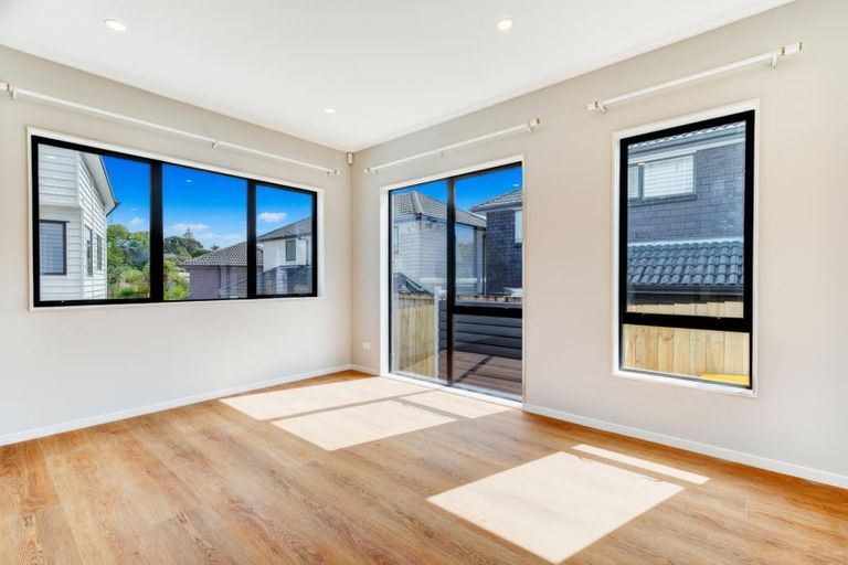 Photo of property in 25 Withers Road, Glen Eden, Auckland, 0602