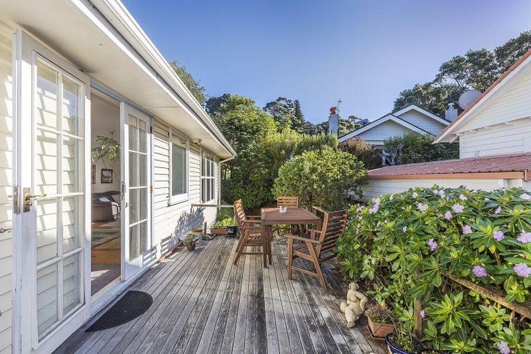 Photo of property in 10a Dundas Street, Seatoun, Wellington, 6022