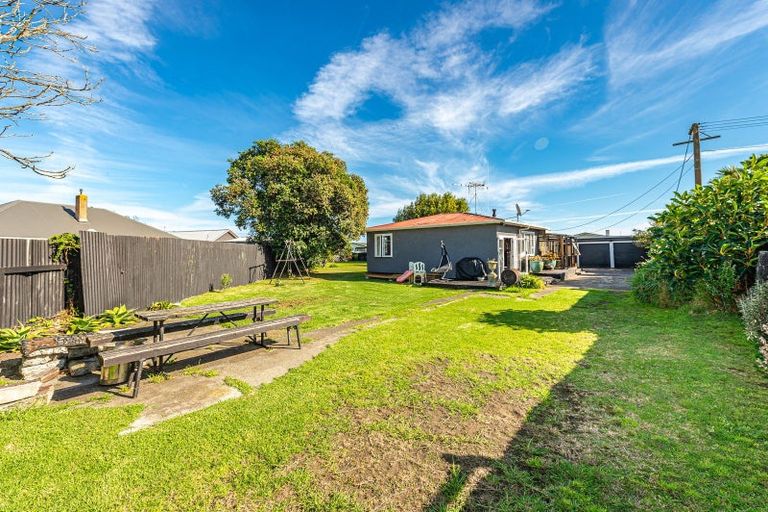 Photo of property in 35 Bennett Street, Gonville, Whanganui, 4501