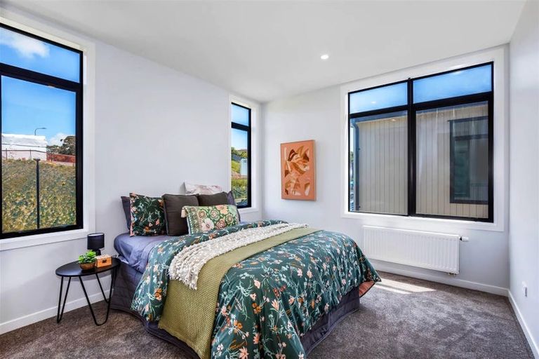 Photo of property in 4 Skysail Lane, Whitby, Porirua, 5024