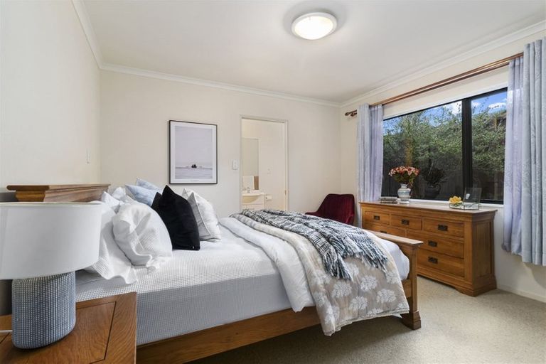 Photo of property in 6 Edingale Court, Flat Bush, Auckland, 2019