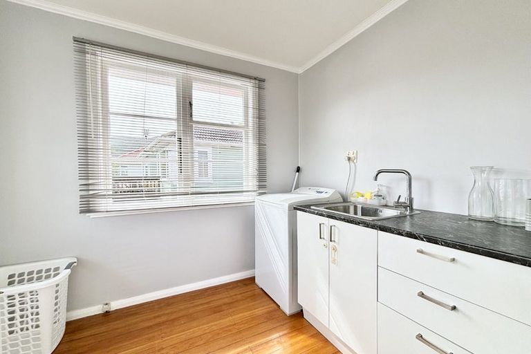 Photo of property in 179 Waddington Drive, Naenae, Lower Hutt, 5011