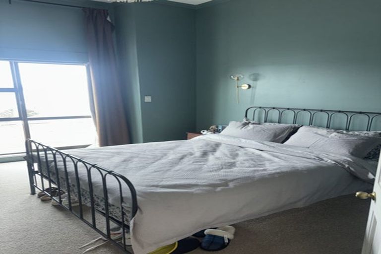 Photo of property in 31 Winchester Street, Kaiwharawhara, Wellington, 6035