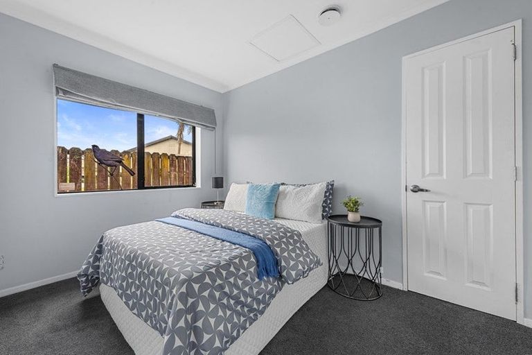 Photo of property in 628a Te Atatu Road, Te Atatu Peninsula, Auckland, 0610